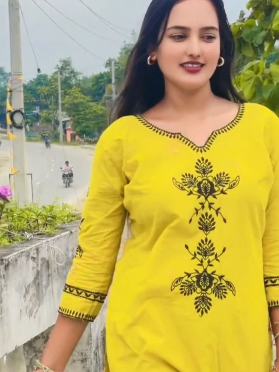 @Yadav girl🔥