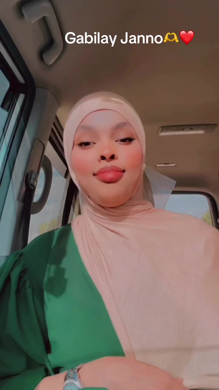 @Fadumo Riyaad