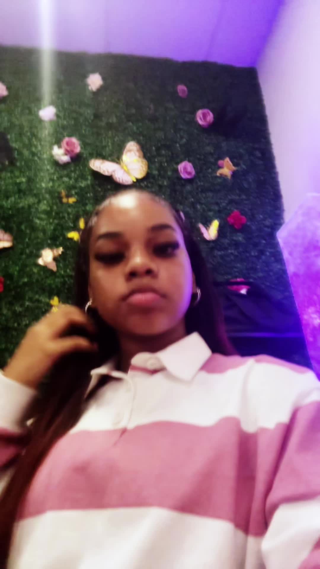 @👸🏽
