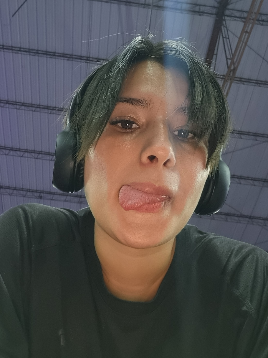 @🦋 gabi 🦋