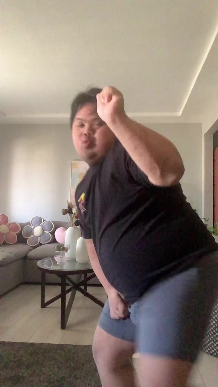 @2HYPE