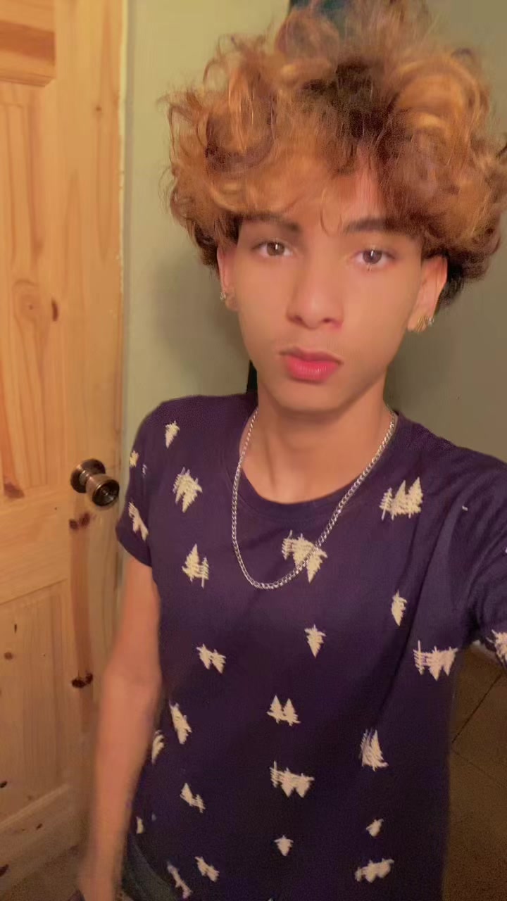 @𝐁𝐨𝐛𝐛𝐲🥀