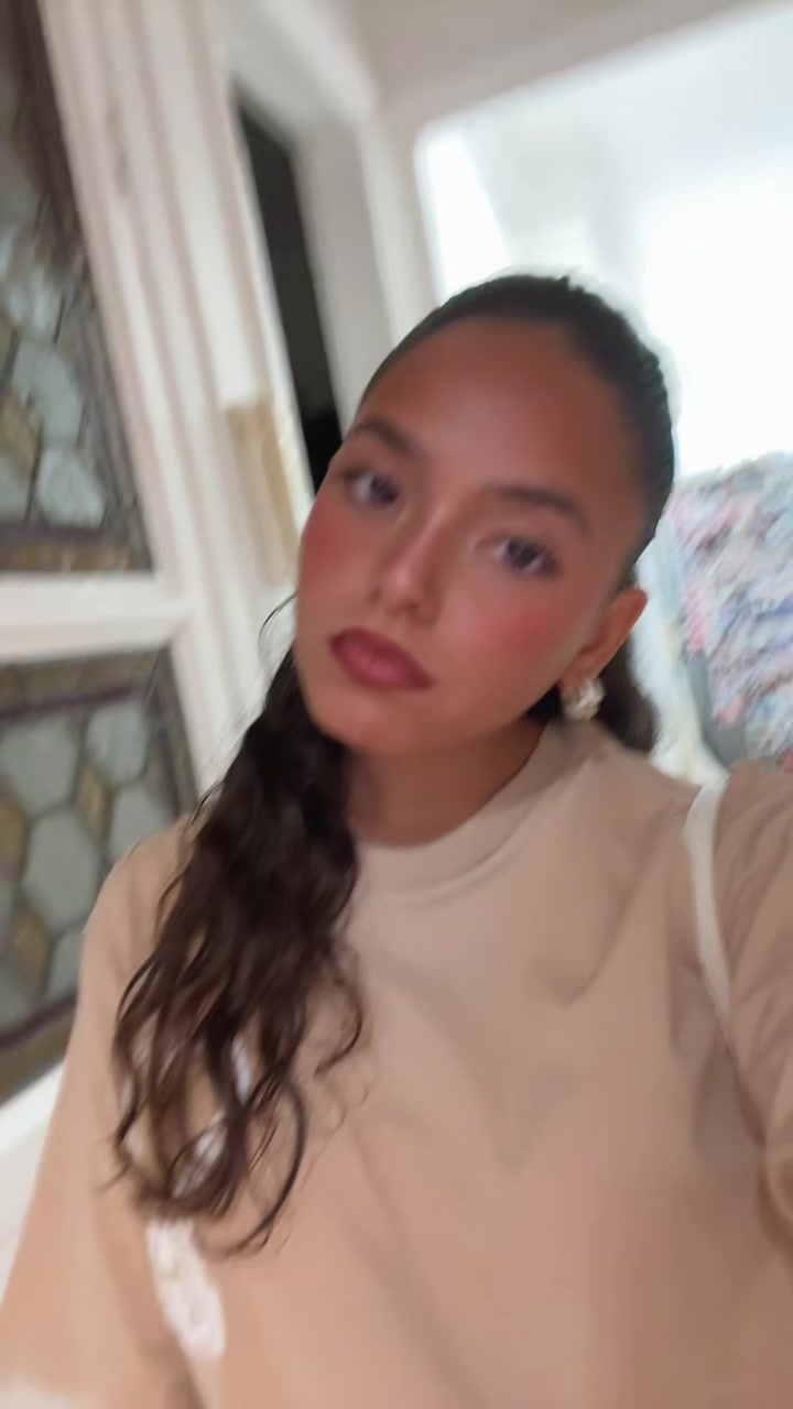 @shérone👩🏽❤️💋👩🏽
