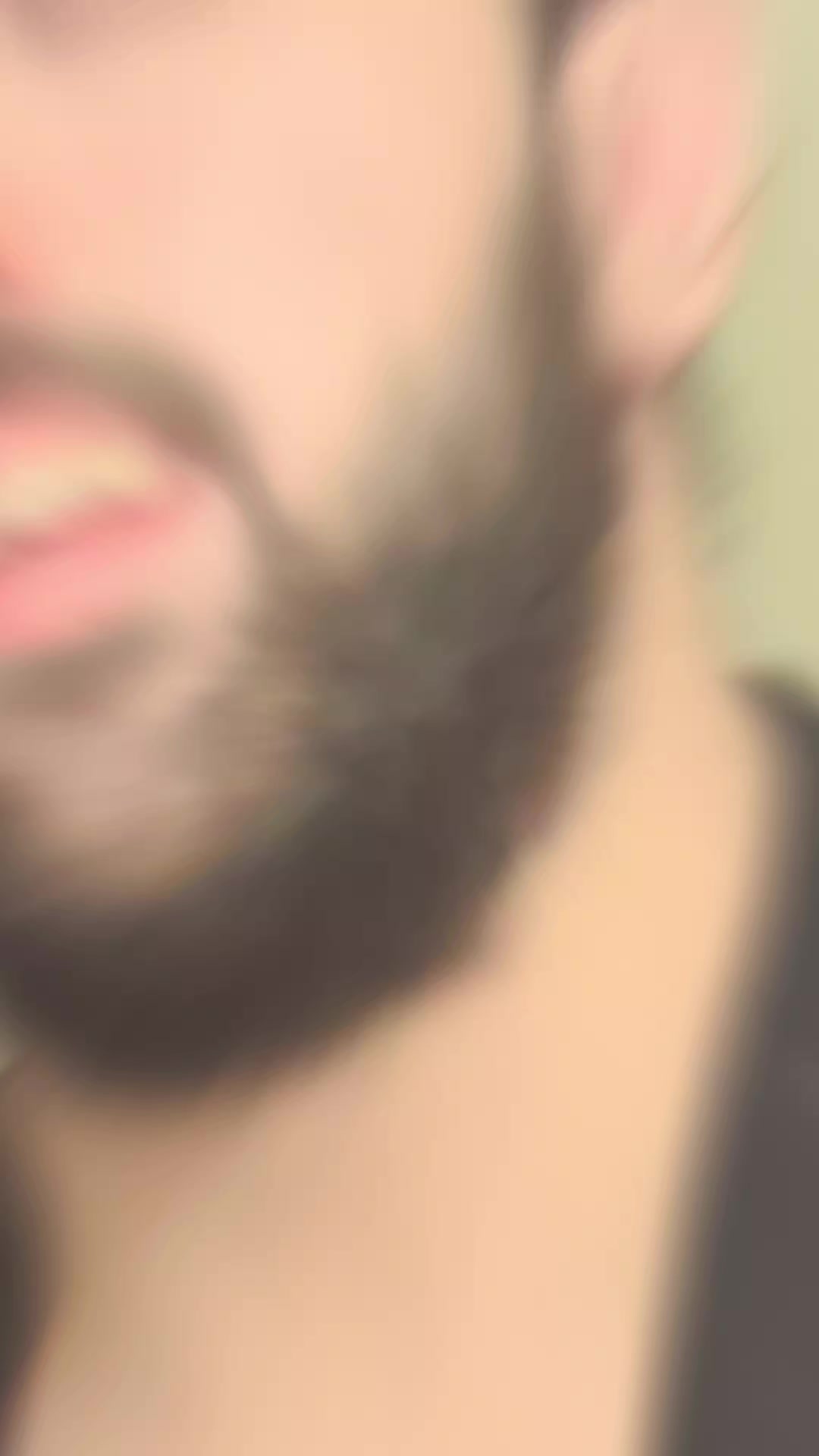 @𝘍uzz