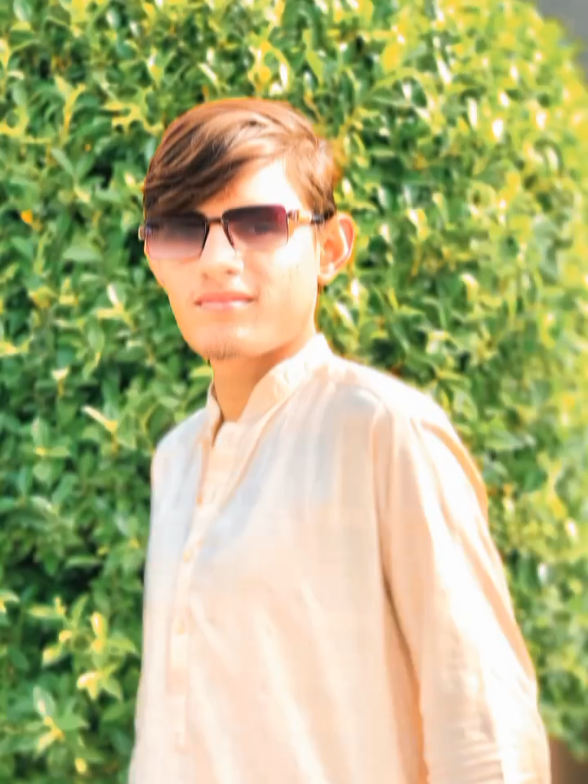@Hasan. Qureshi😎