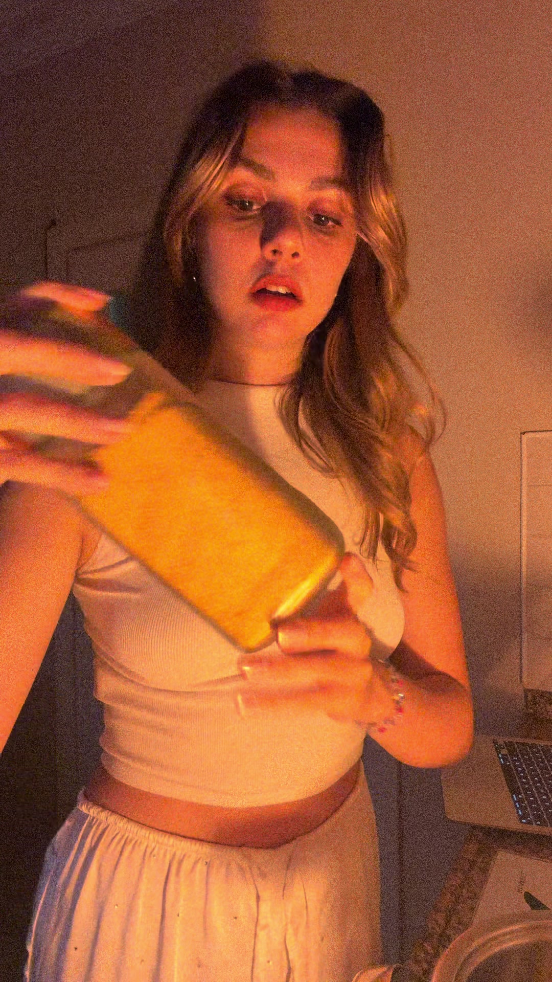 @laramarangoz