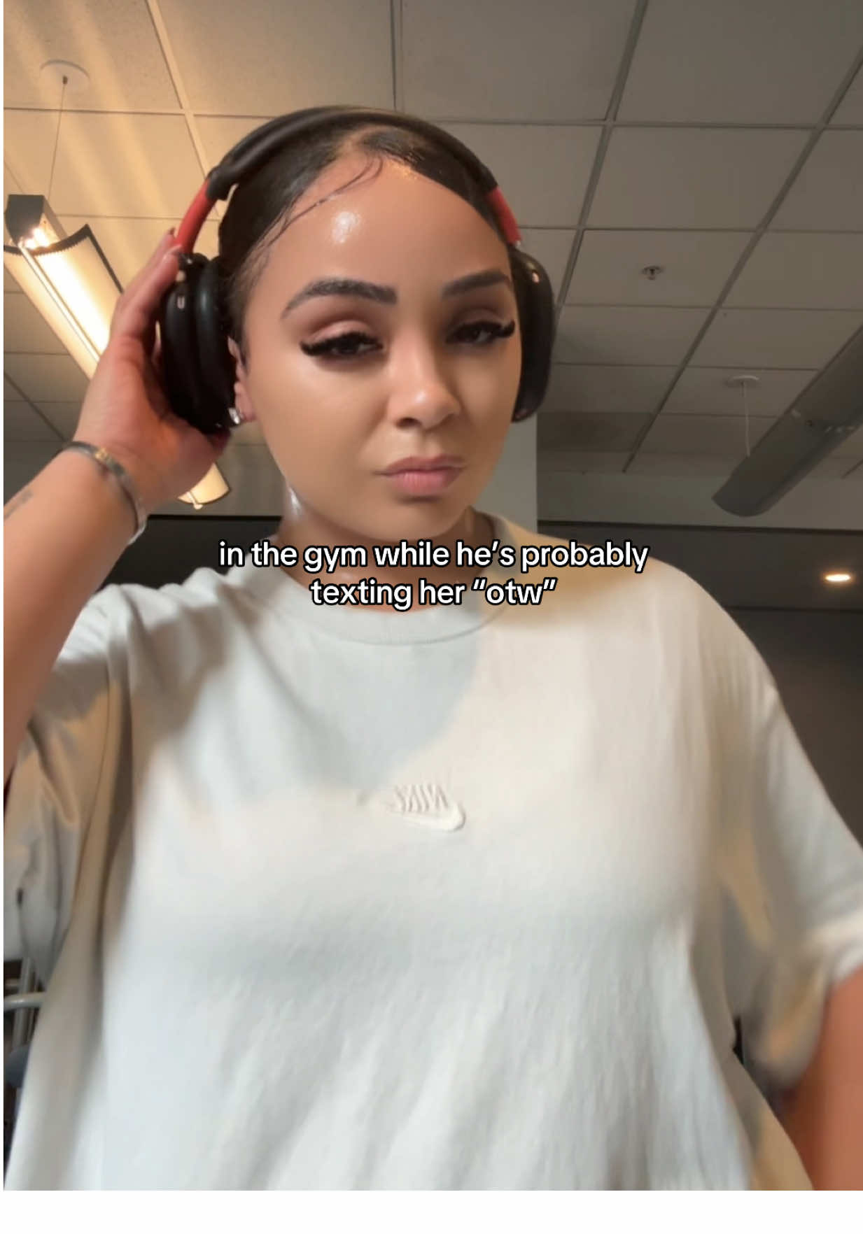 @amxv.v