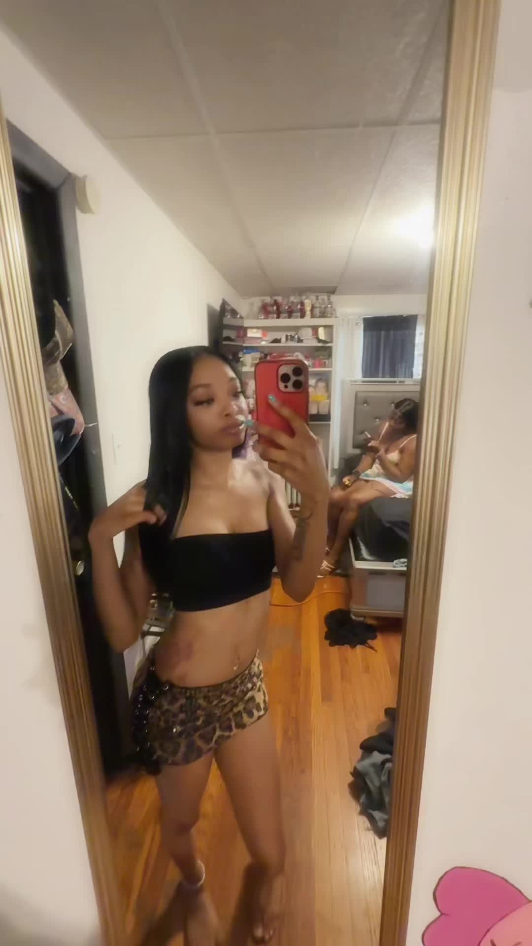 @💋