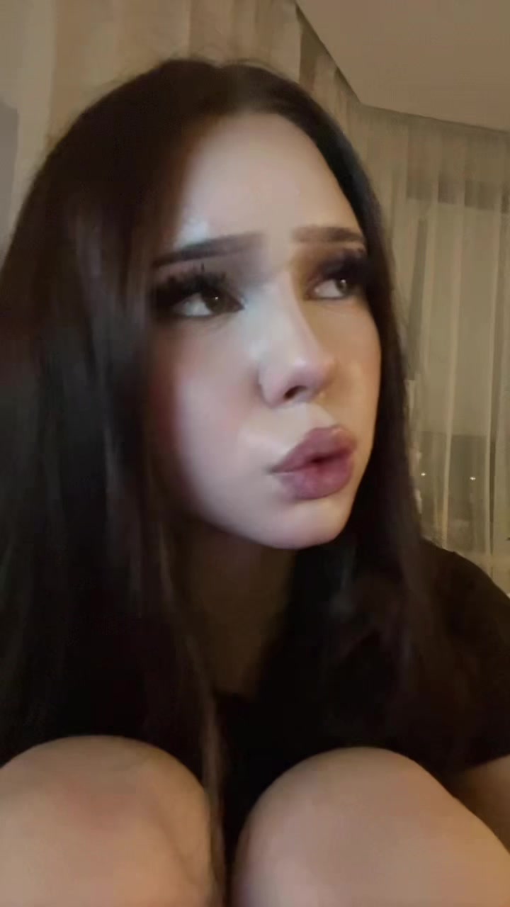 @v11nilova