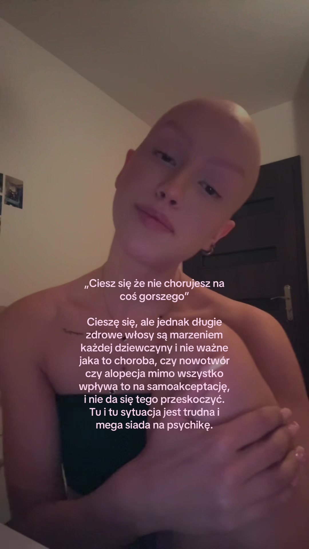 @alastraz_