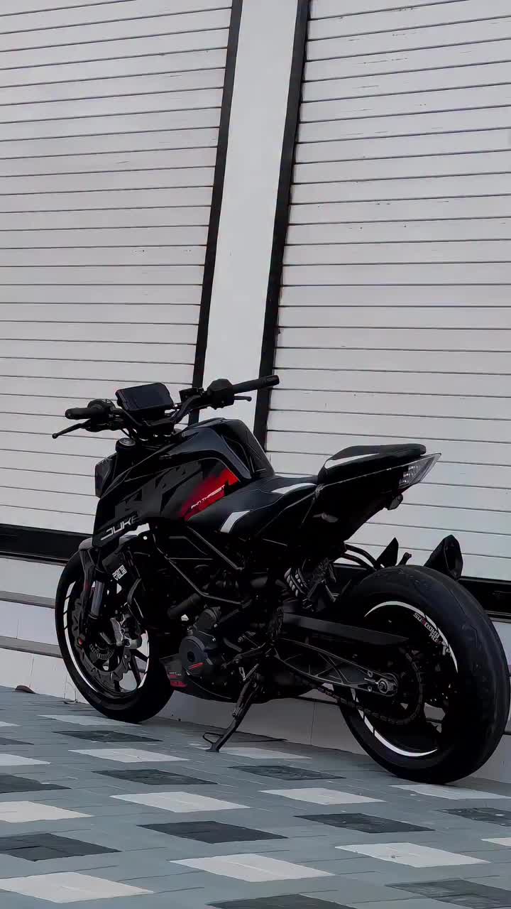 @Bikeholic