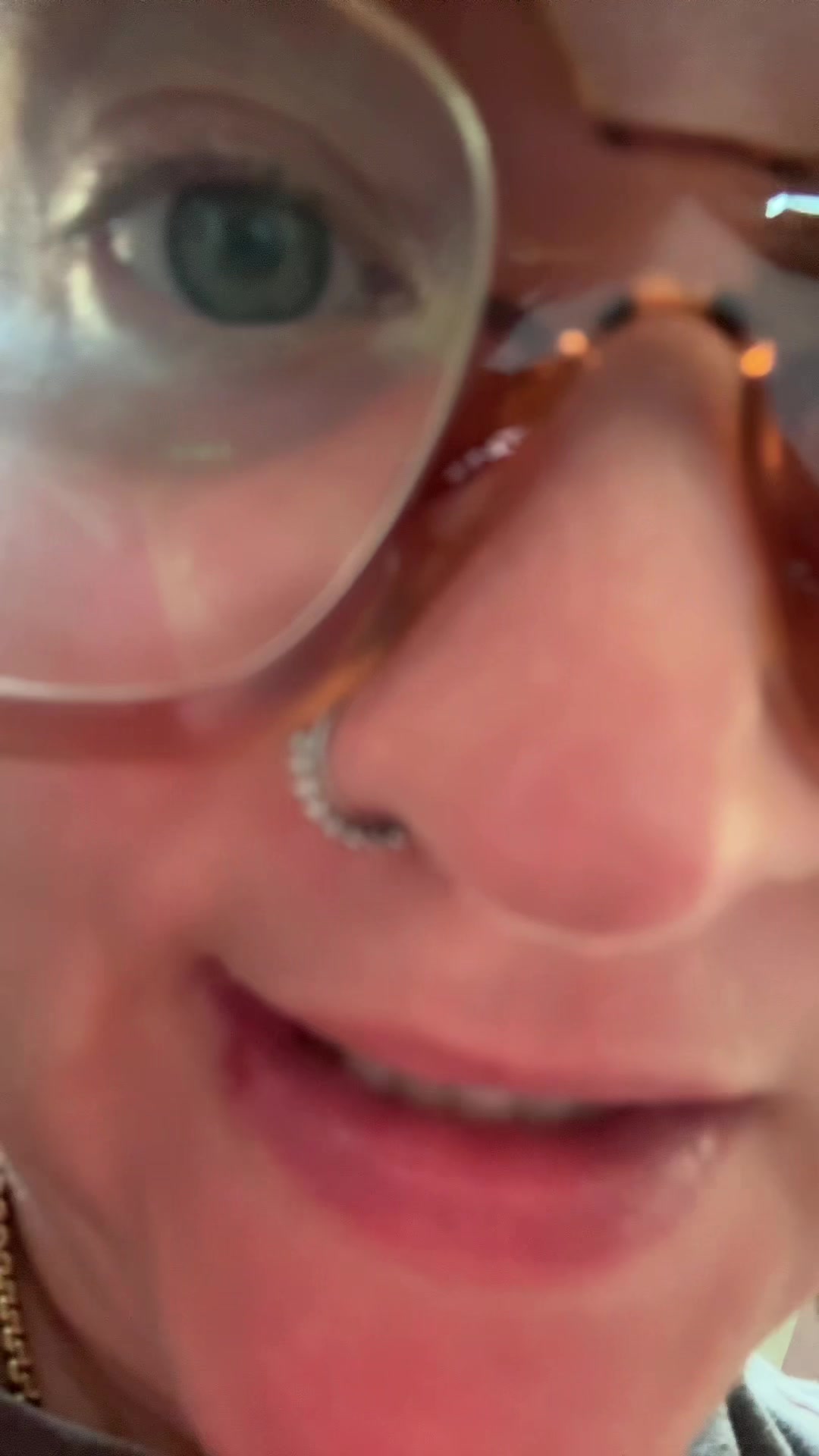 @Bee