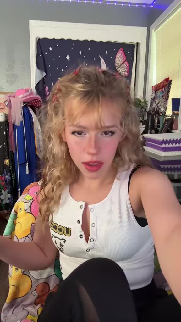 @RubberDuckieJo