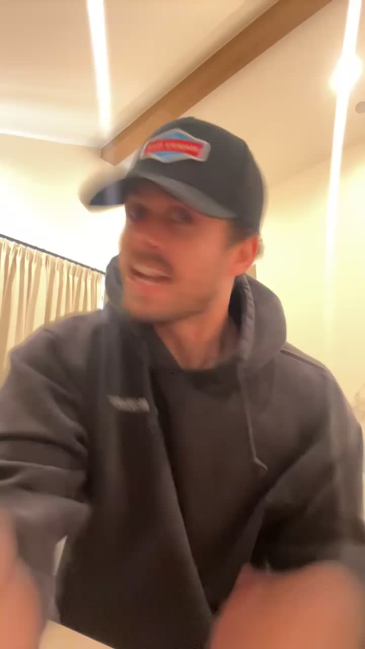 @Z