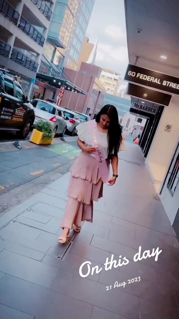 @Riya_Sardarni