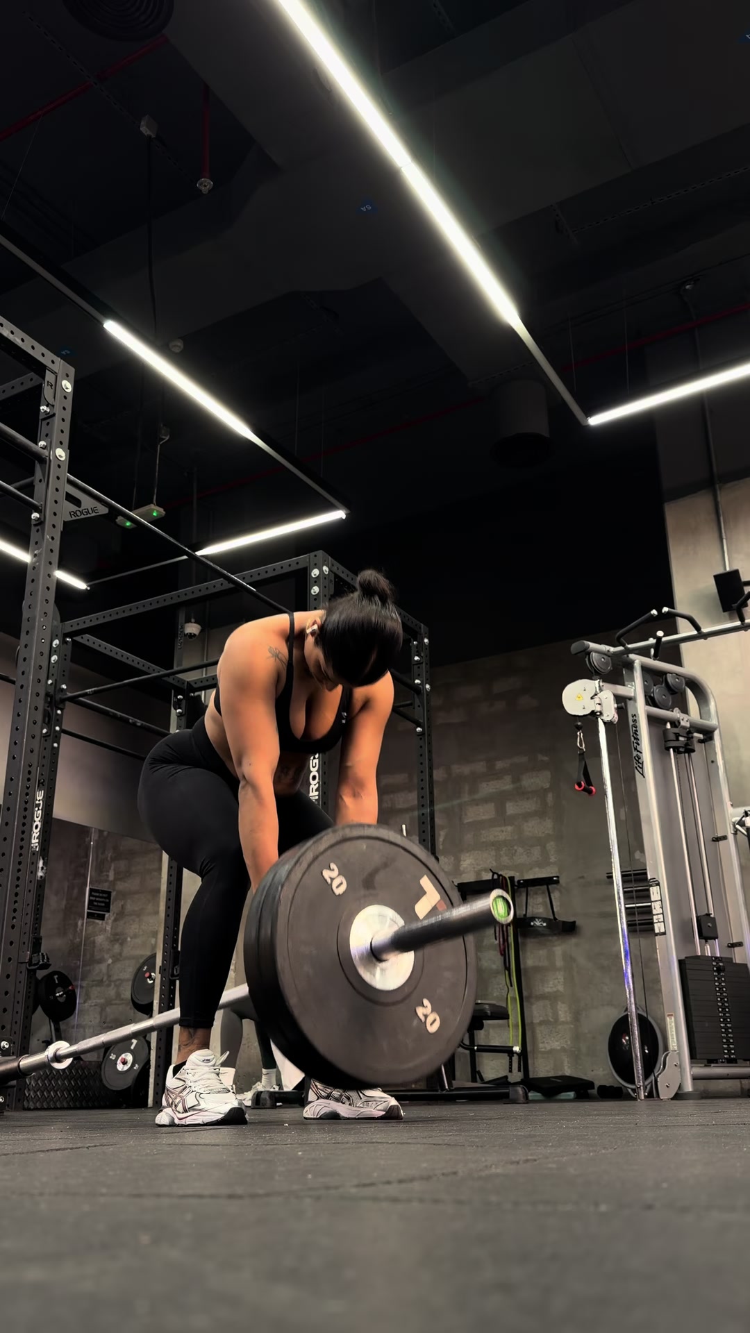 @Adishashe.fit🇦🇪اديشا شيهاني