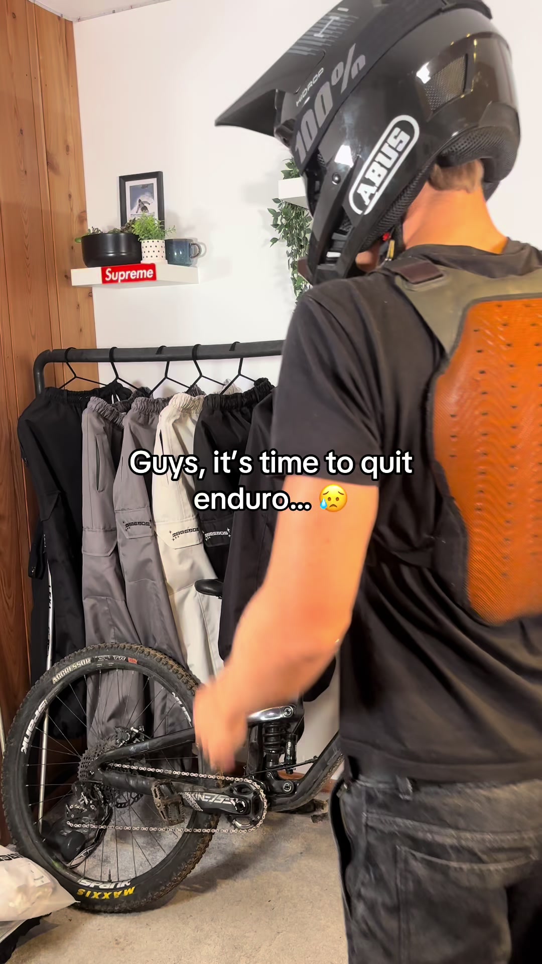 @Threads Snowpants