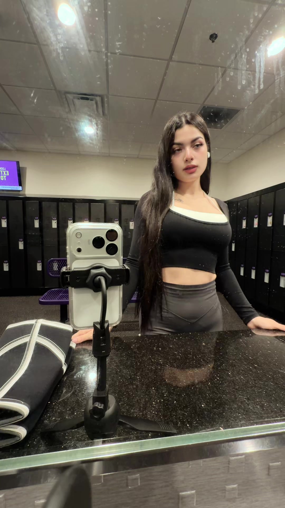 @Judianys
