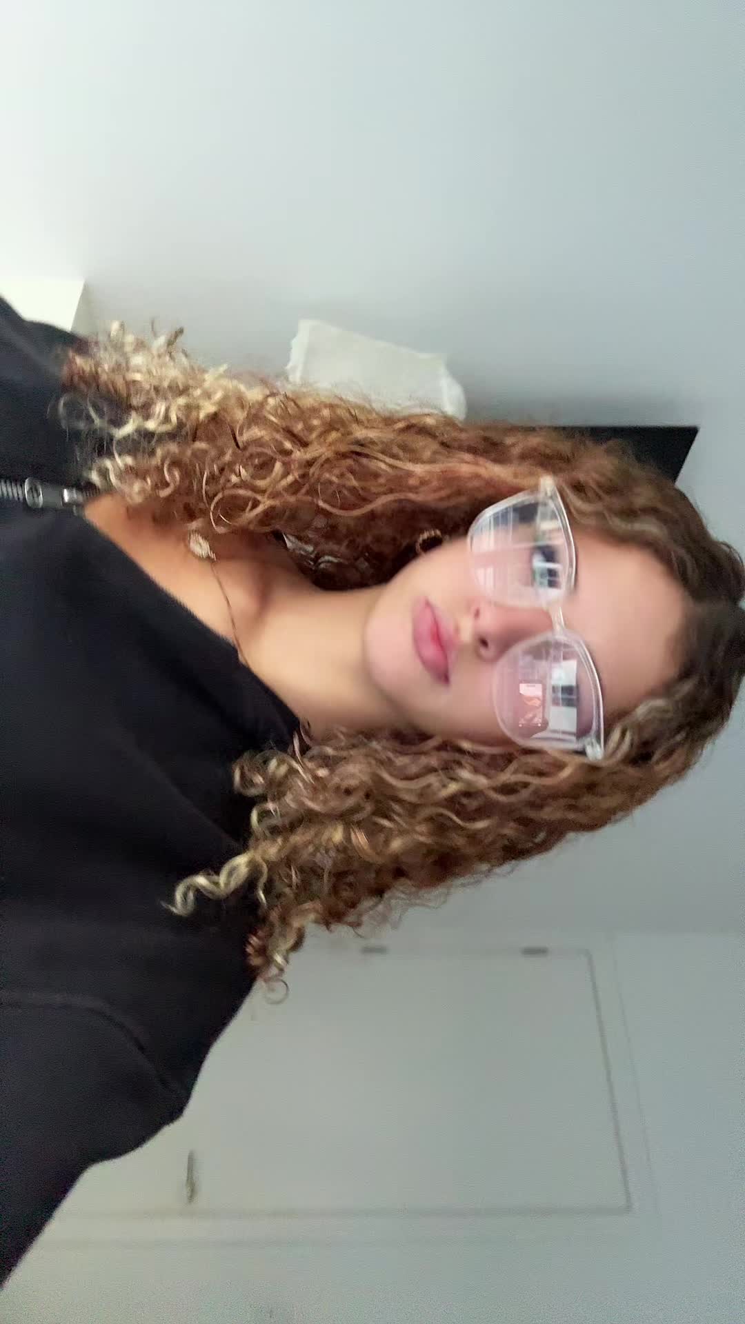@AnnaliseAcevedo