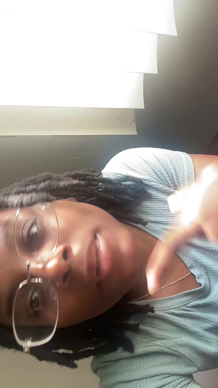 @Fomwkaykay