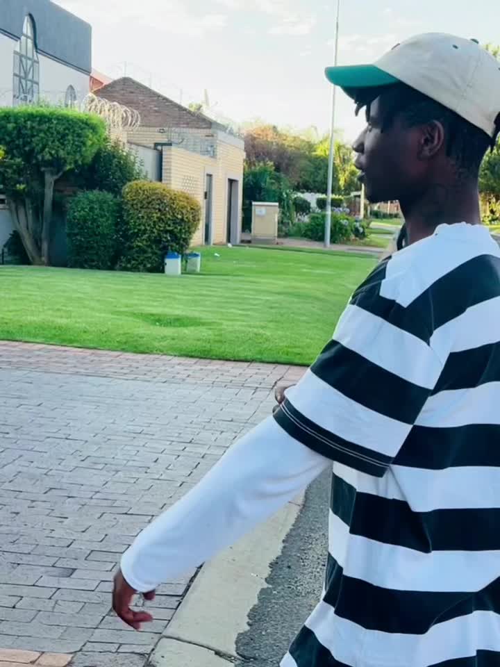 @younghustle