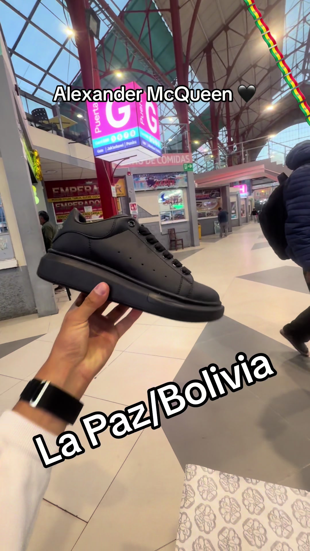 @sneaker_dealer🇧🇴