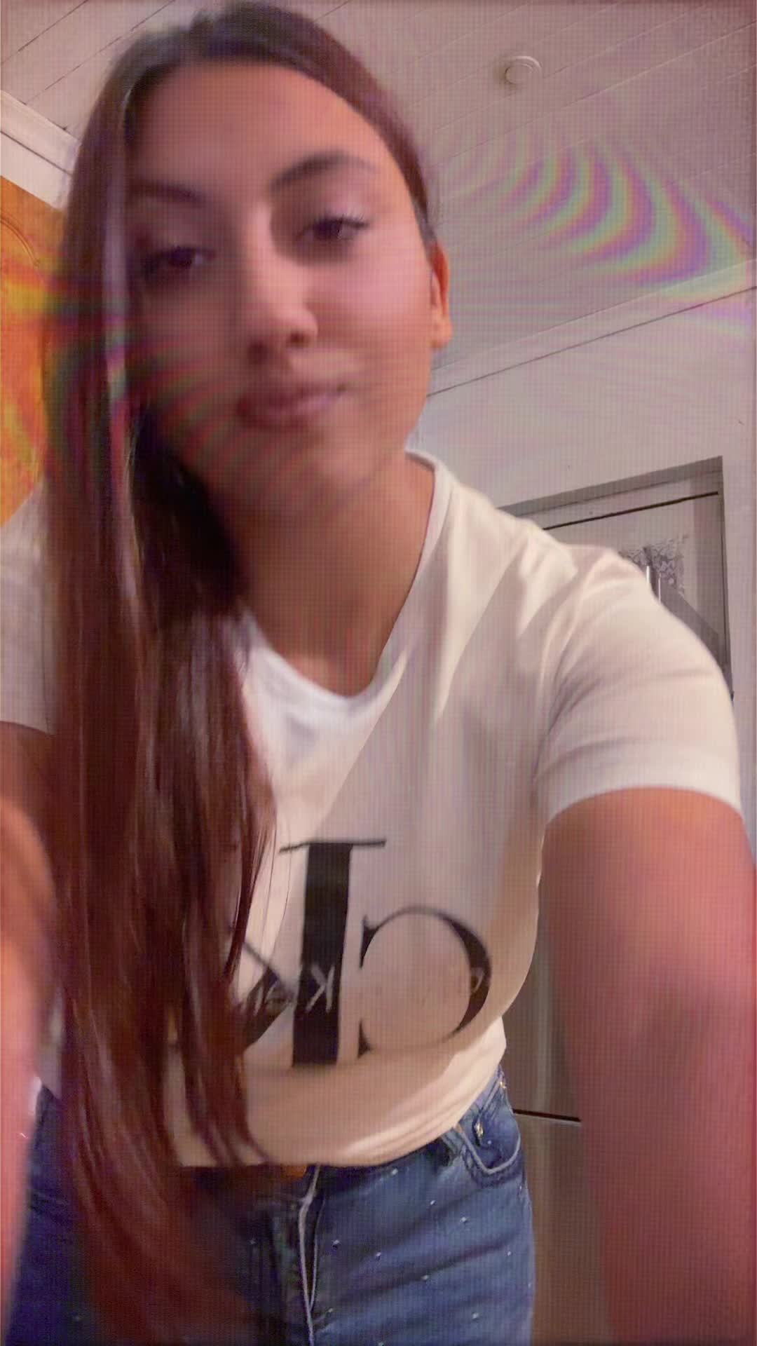 @Elys🤍🖤