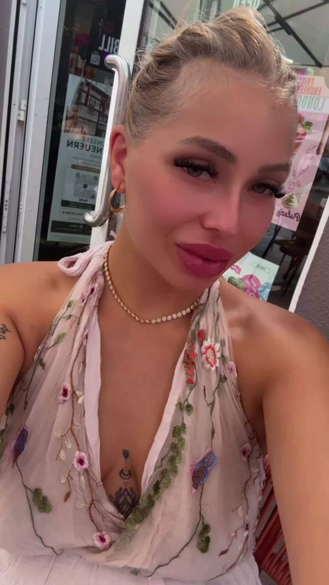 @YourFavF