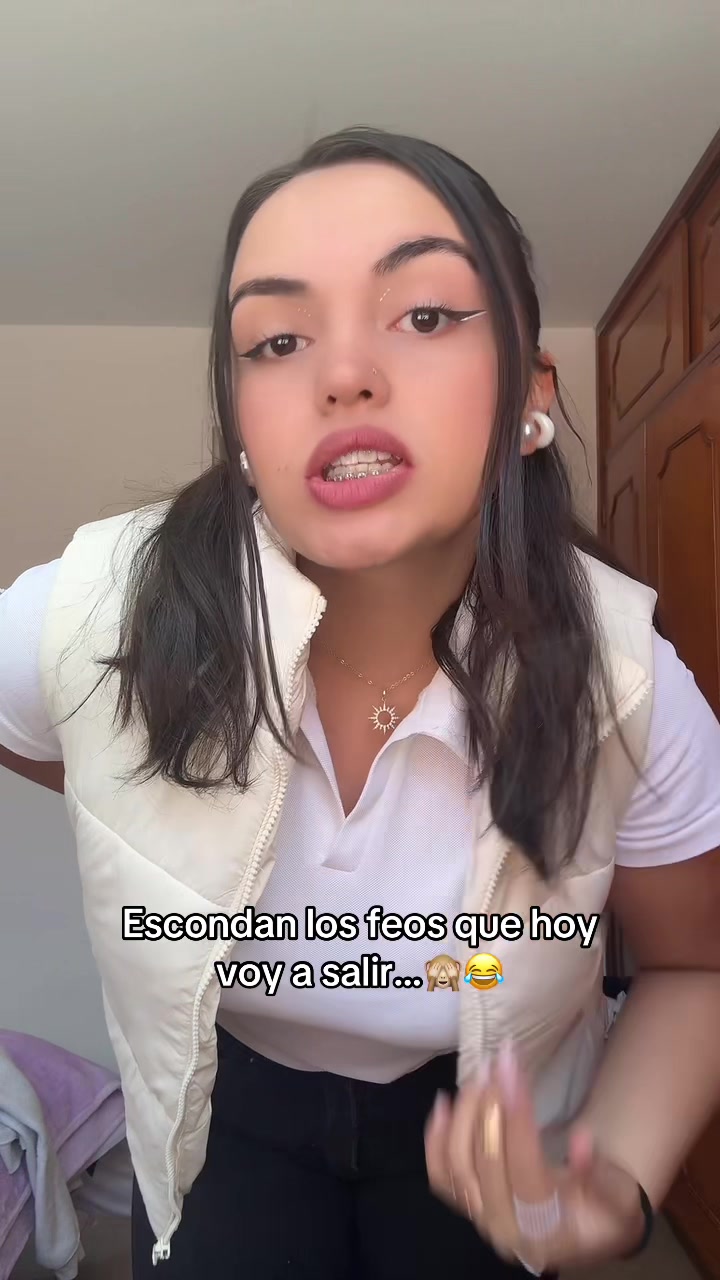 @L A U R A P E Ñ A L O Z A