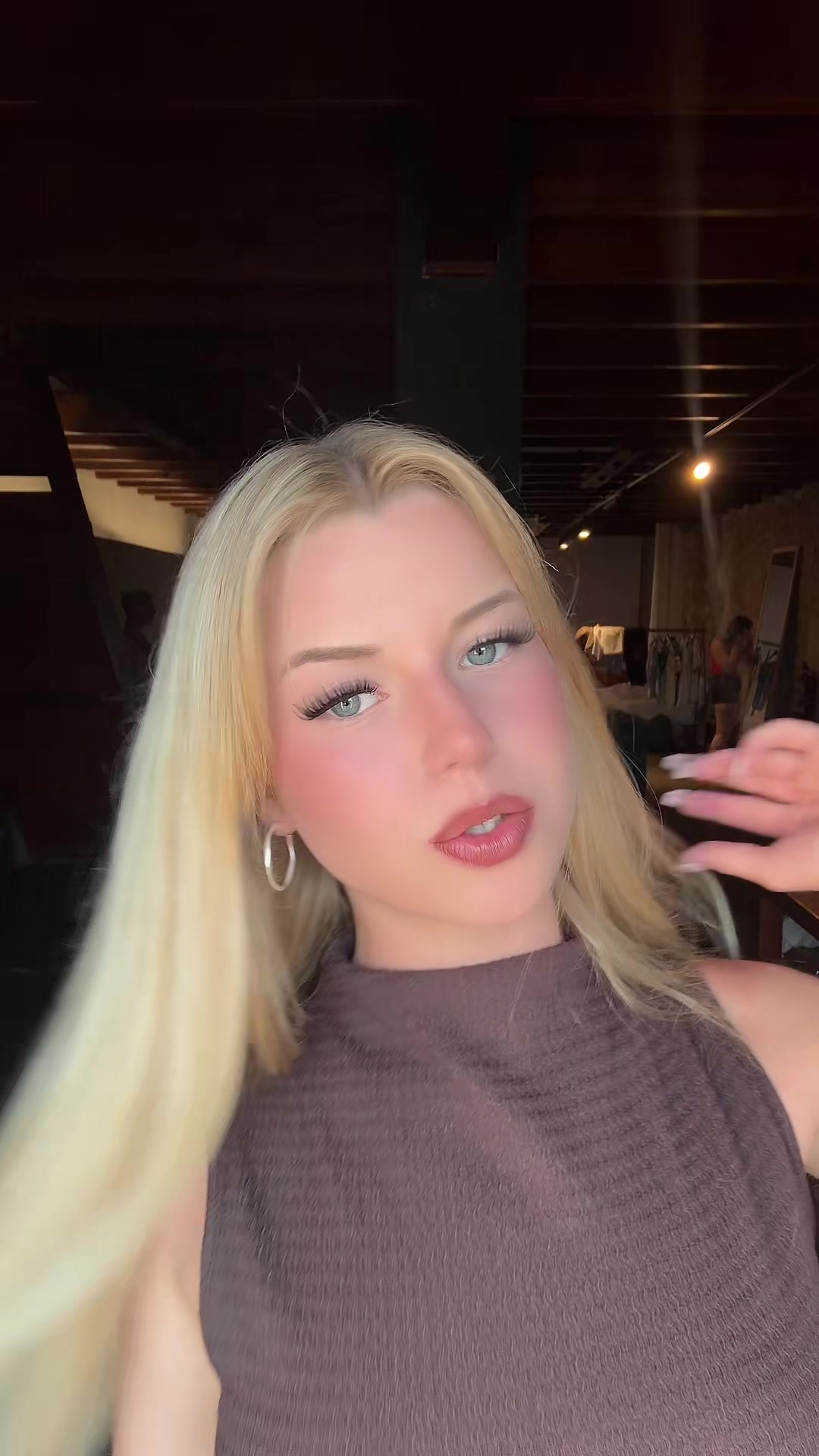 @Joelina🪐