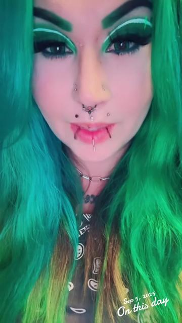 @🖤💚MamaSkittles💚🖤