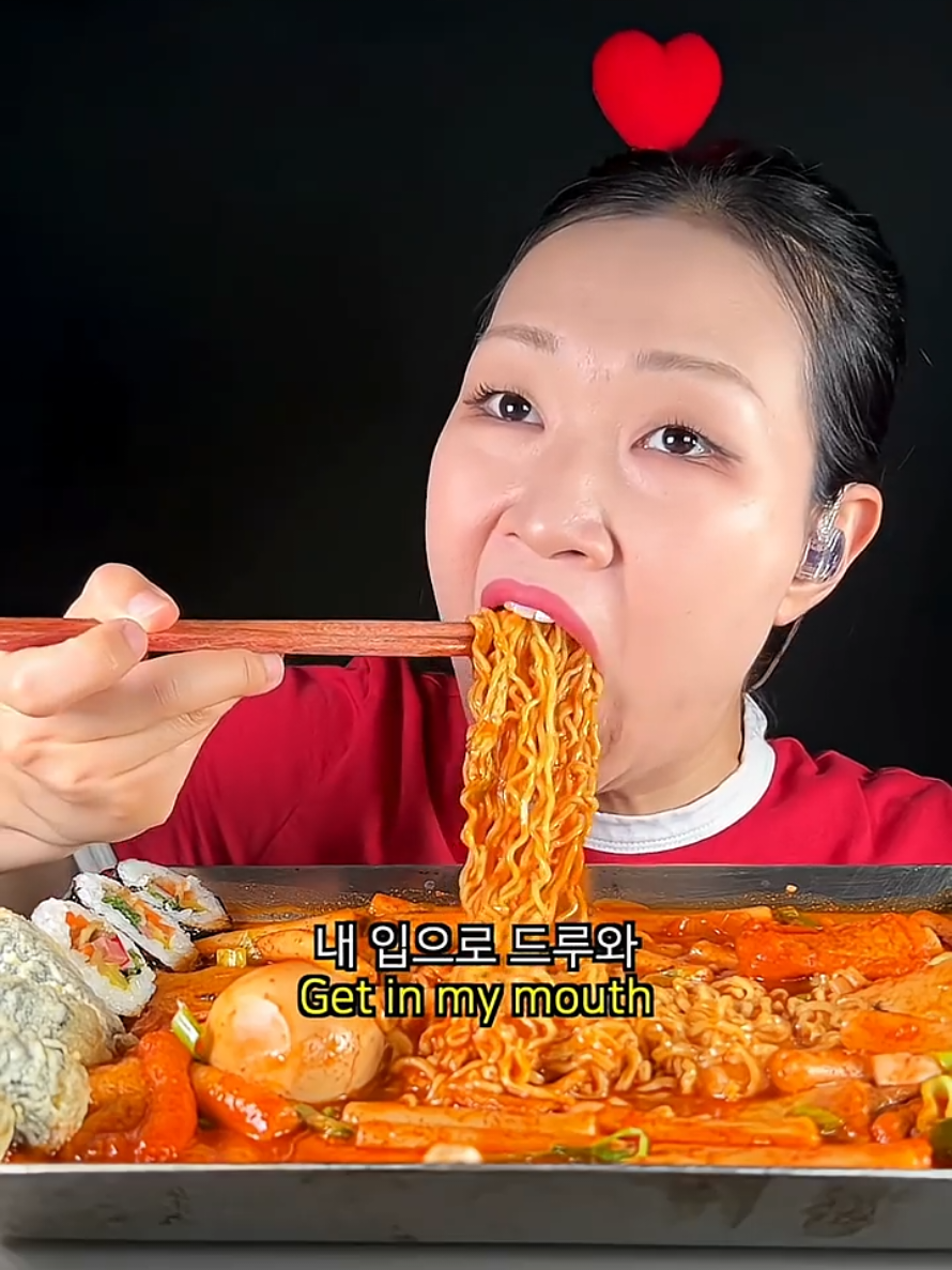 @MINEE EATS