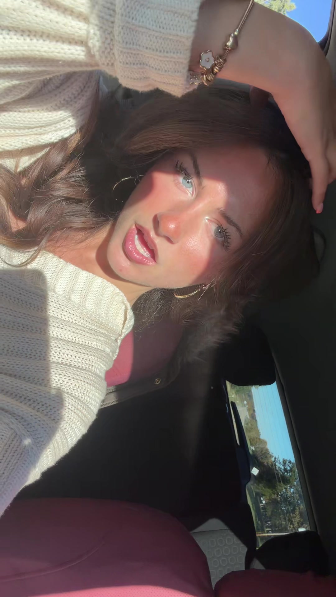@Bella p