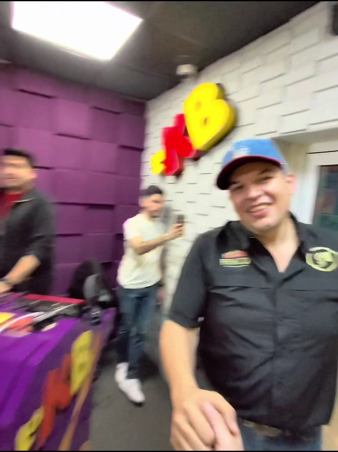 @Mike González