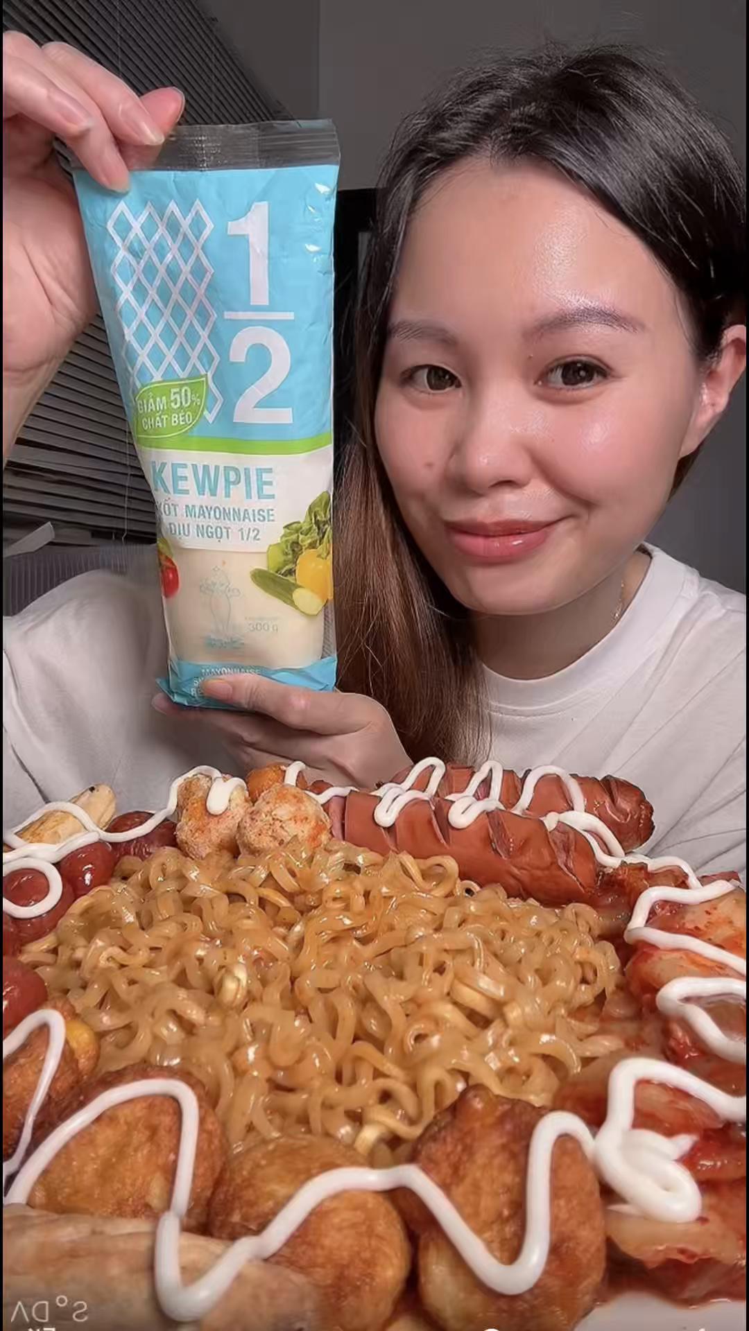 @Thích ăn vặt về đêm 🍱