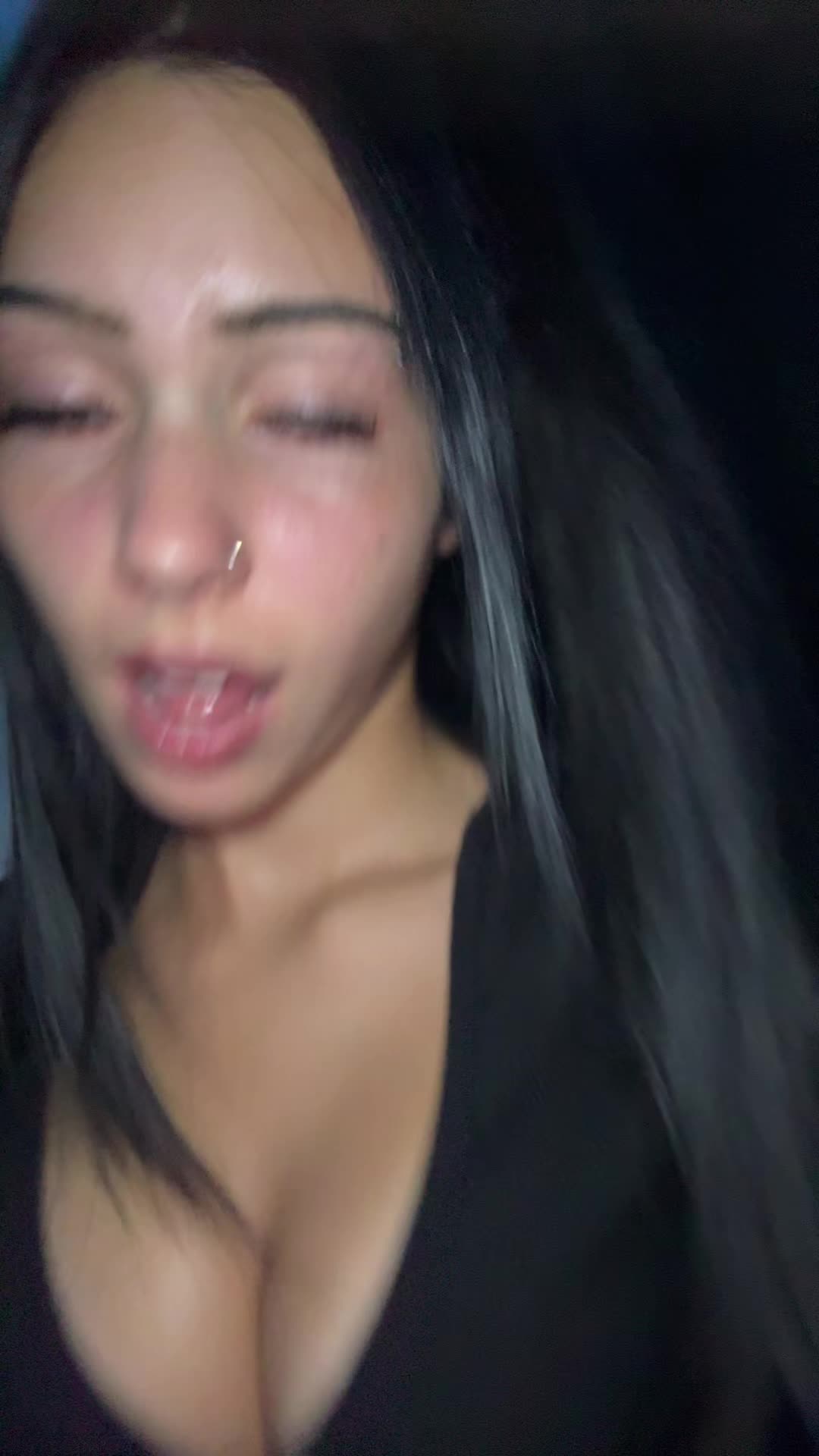@qh0st1n