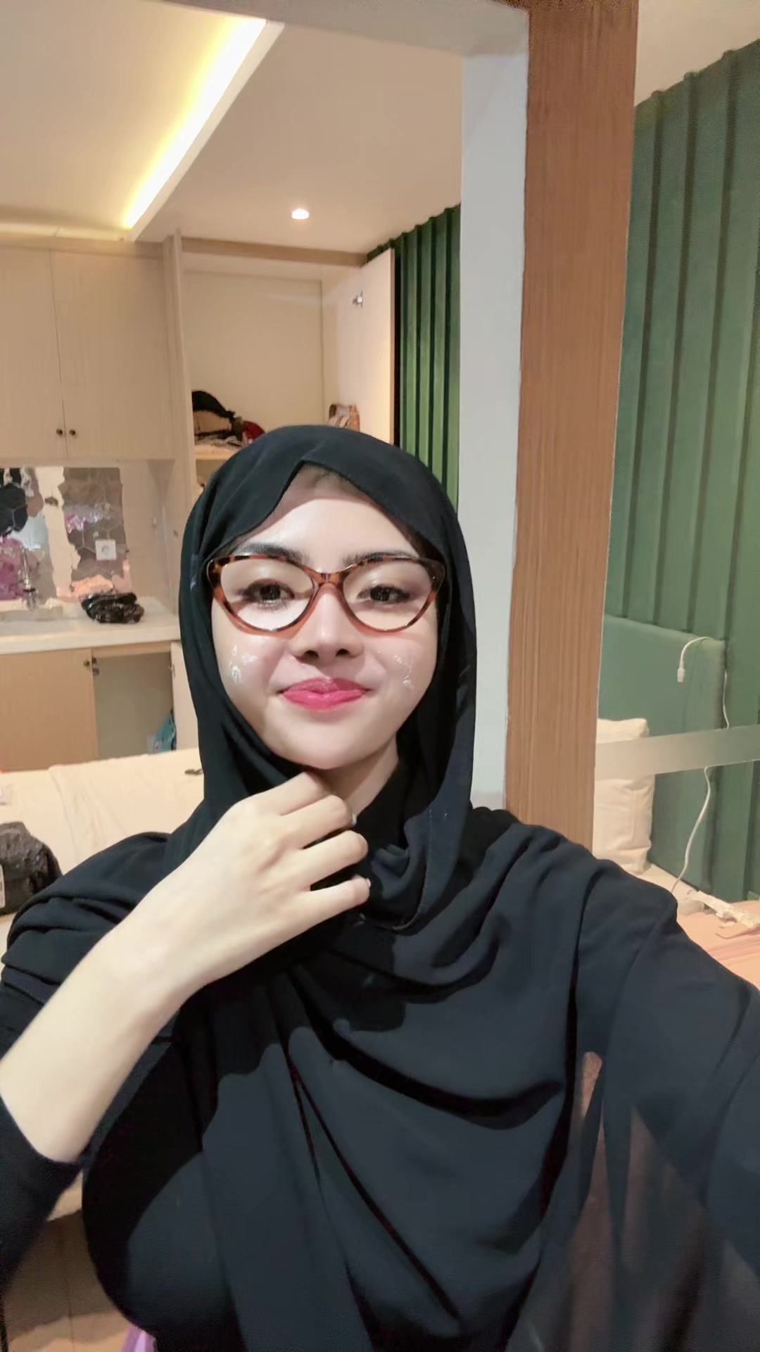 @Nadyavittt