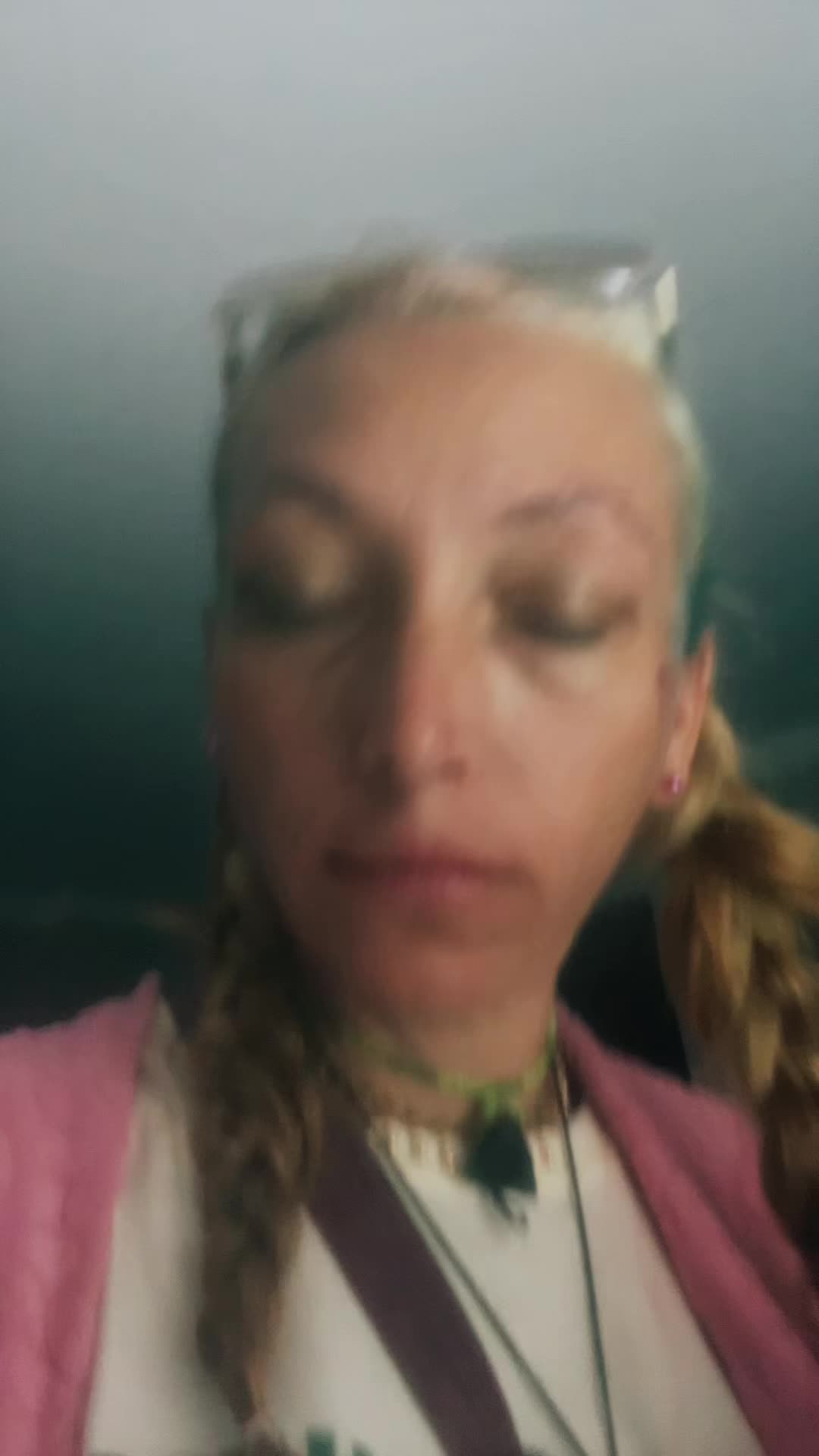 @lindsaystȳles
