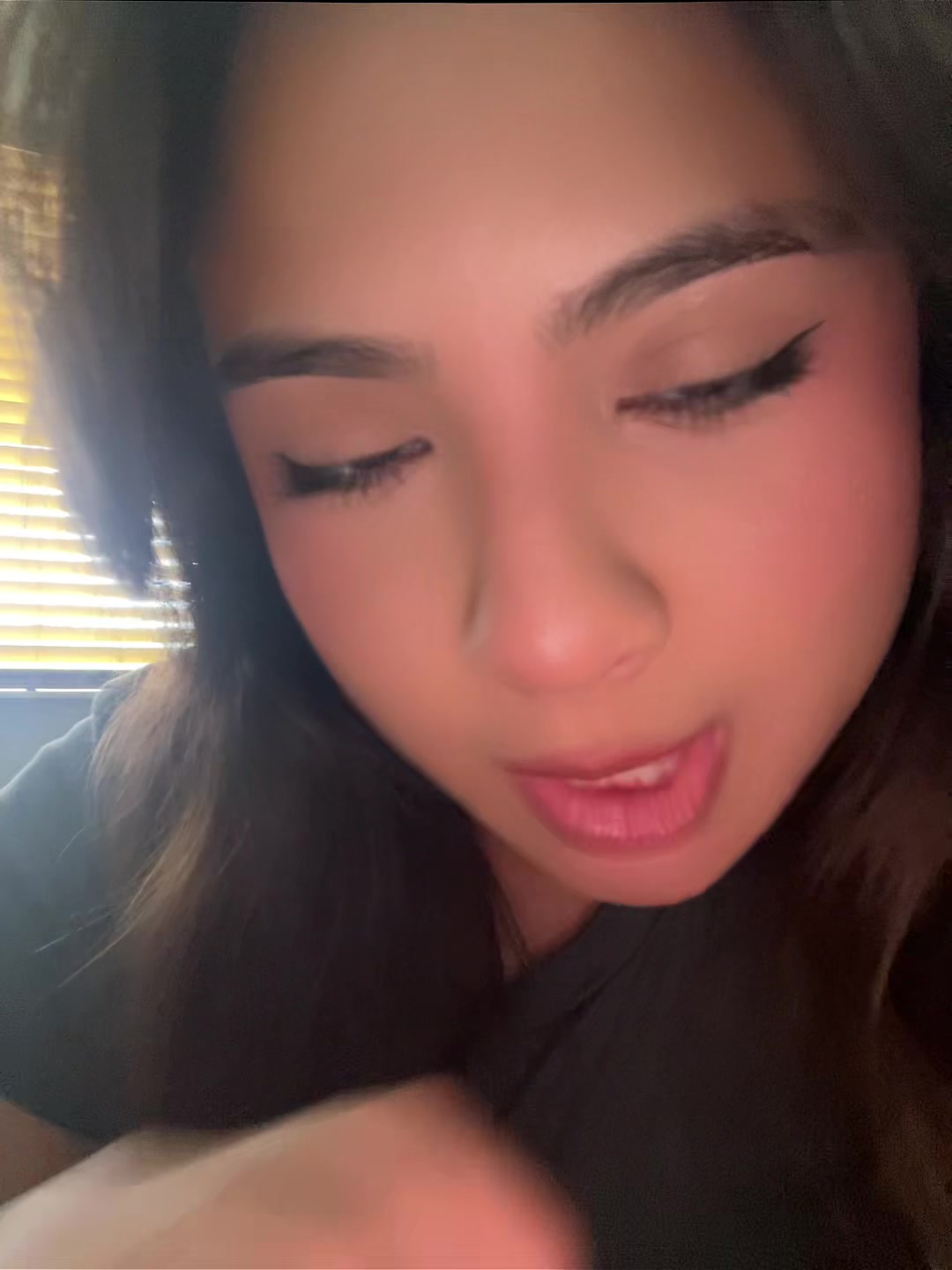 @laura