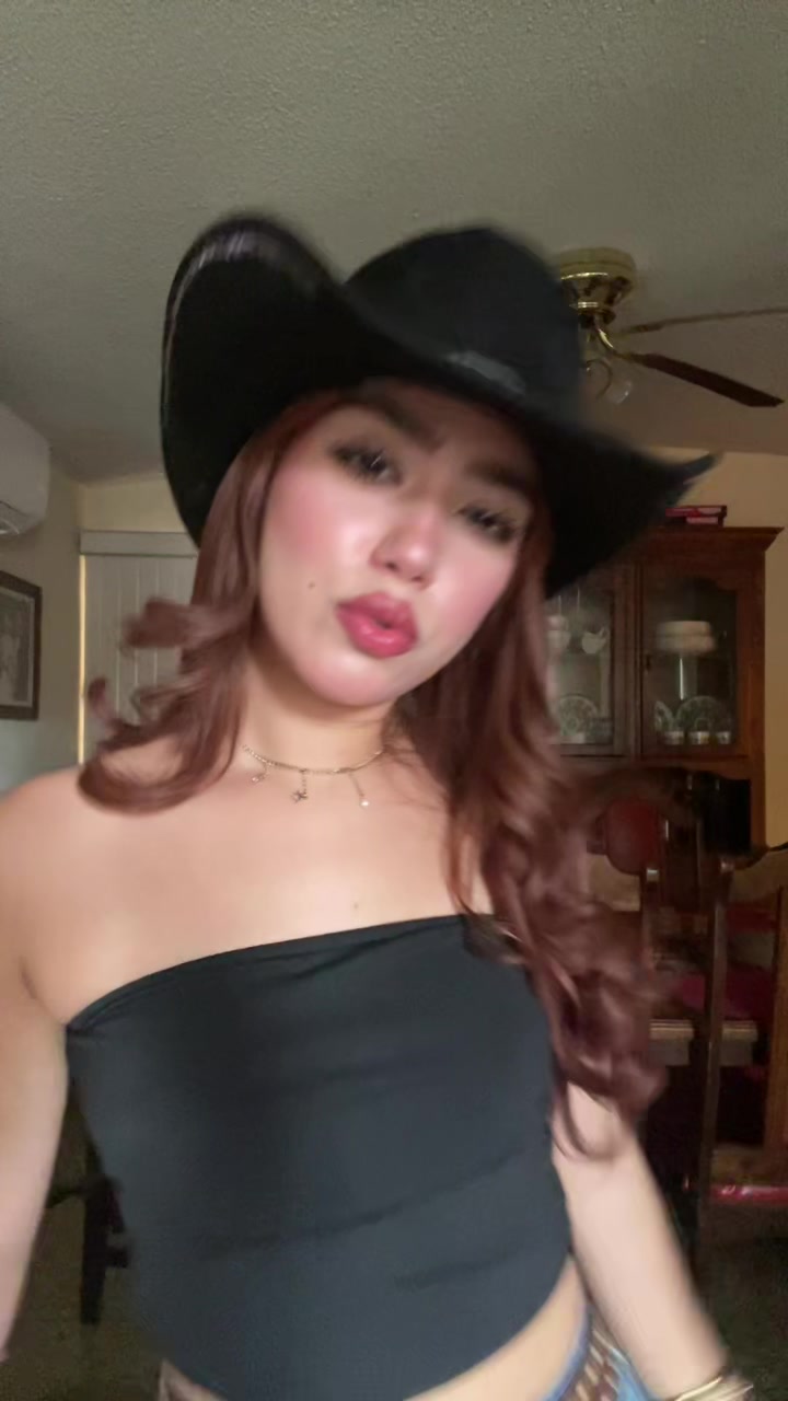 @𝒶𝓃𝒾𝓉𝒶🎀