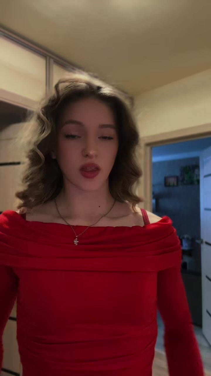 @𝓐𝓵𝓮𝓴𝓼𝓪𝓷𝓭𝓻𝓪