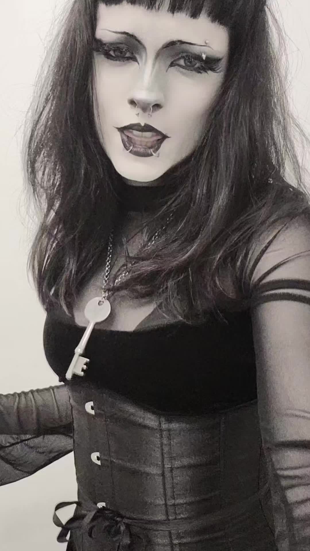 @𝕯𝖗𝖆𝖈𝖚𝖑𝖎𝖓𝖆🦇