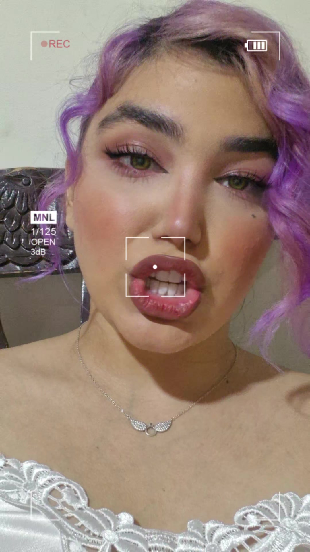 @Anaazin