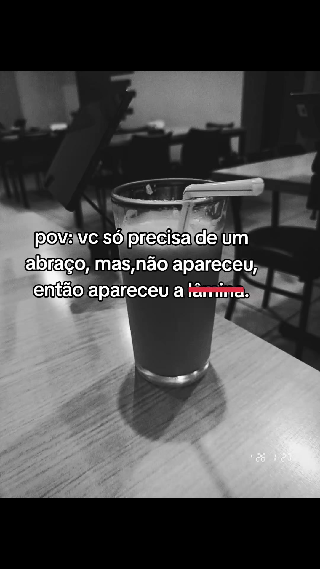 @Laís
