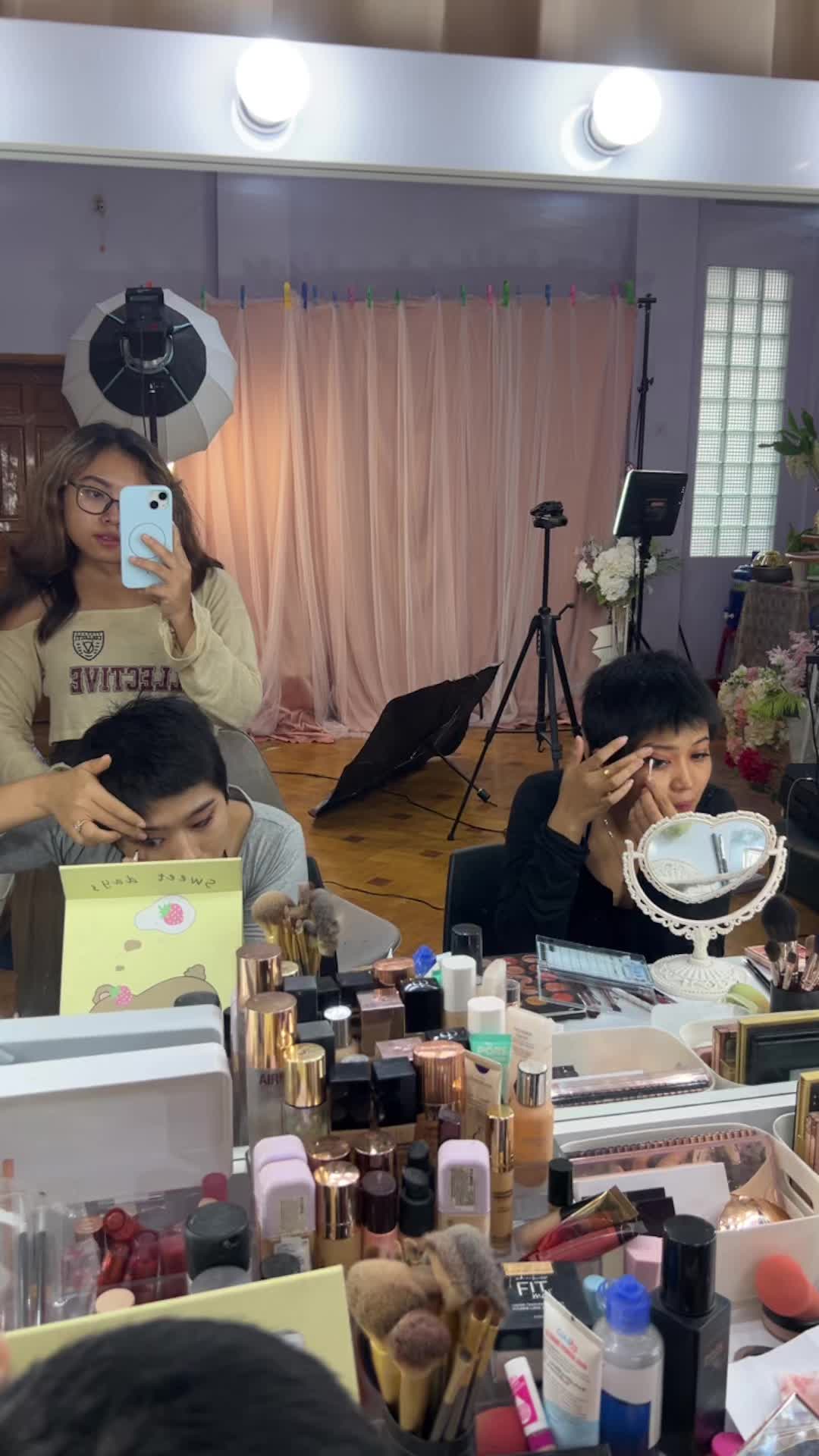 @Chi Chi Makeup