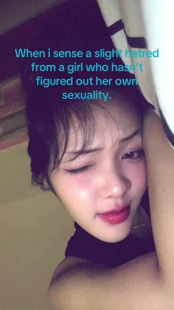 @???