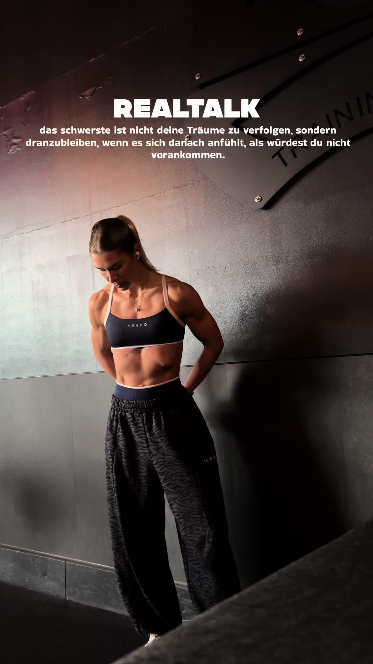 @alinaxfit