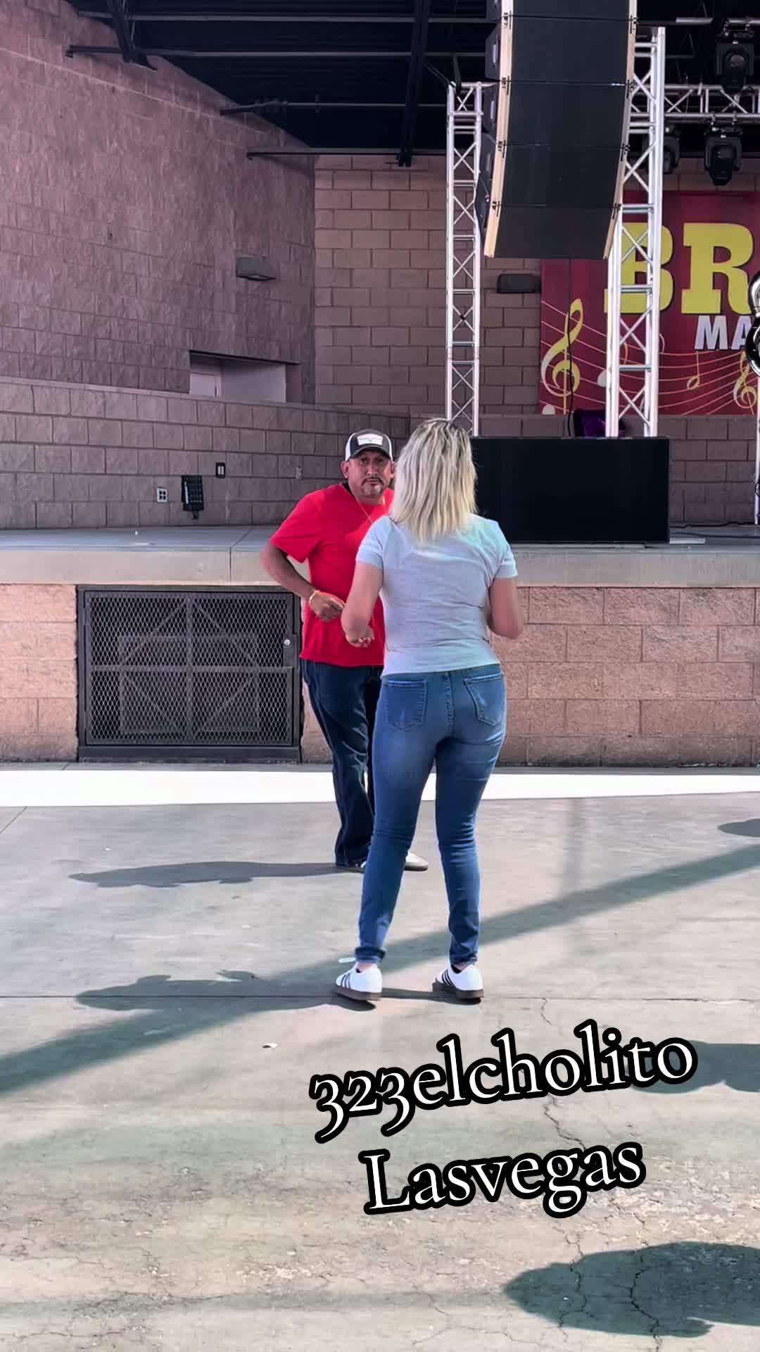@323elcholito