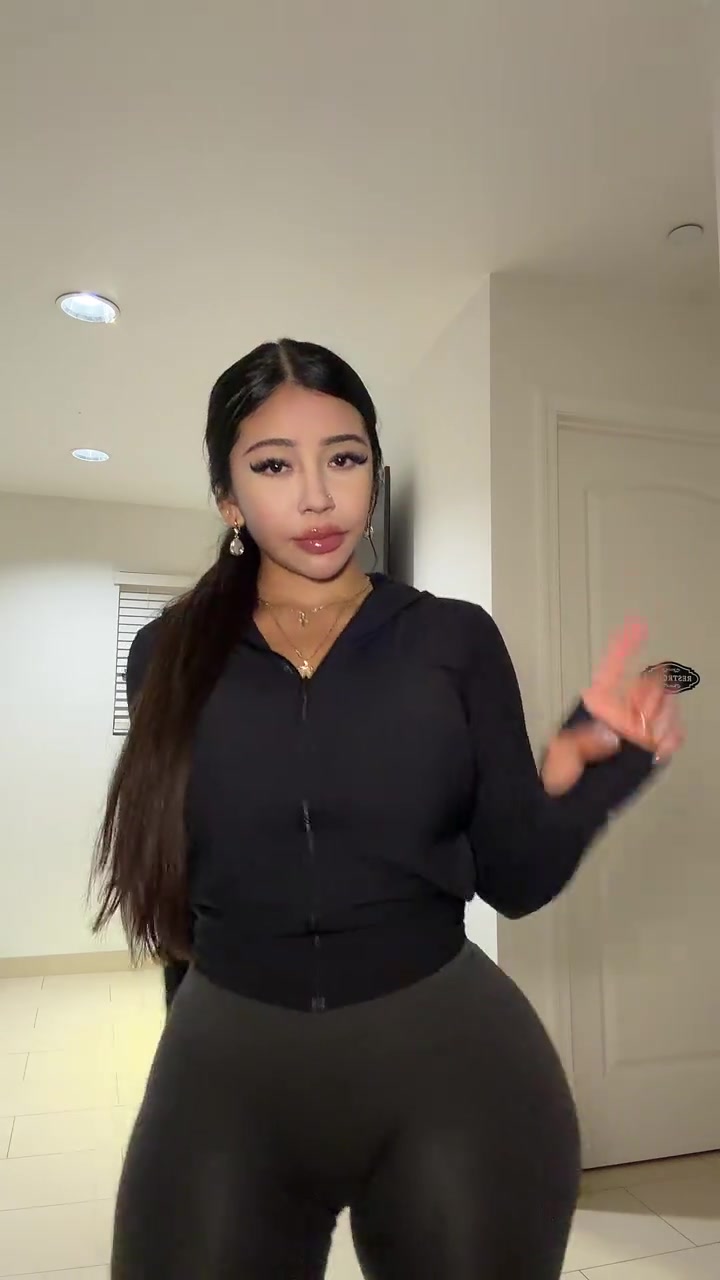 @Thick Barbie ๐๐