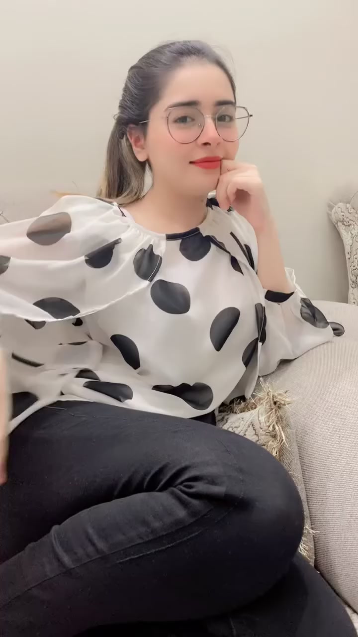 @iqra_khan